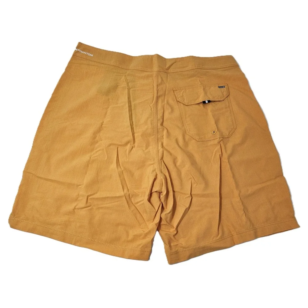 Hurley Phantom Naturals 18